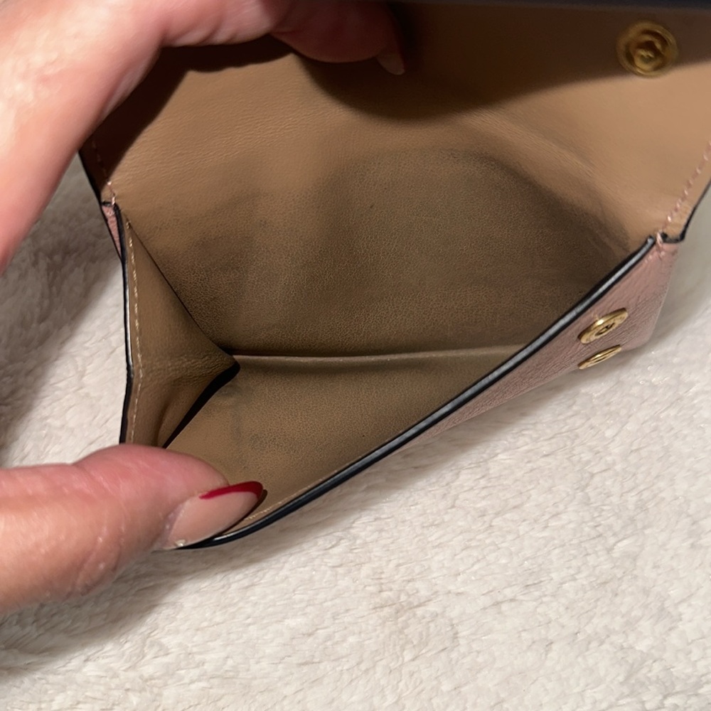 GUC 🩷 Burberry compact trifold wallet - Picture 6 of 10